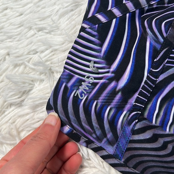 Lululemon Tracker Short V *SeaWheeze Fast Lane Purple Multi - Picture 5 of 7